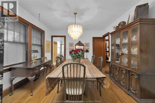 245-247 MCEWAN Windsor, Ontario in Houses for Sale in Windsor Region - Image 9