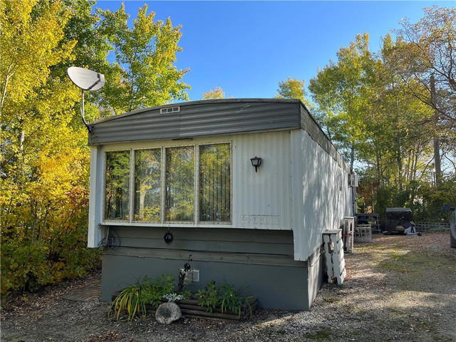 22 Jackson Beach Road Shoal Lake, Manitoba in Houses for Sale in Brandon - Image 3