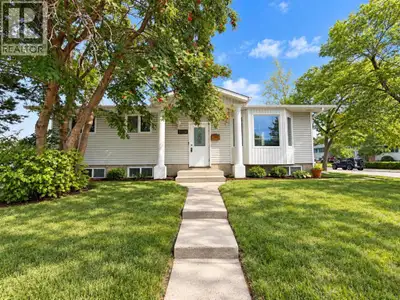 INVESTOR & DEVELOPER OPPORTUNITY IN WHITEHORN! Situated on a desirable CORNER LOT, this bungalow off...