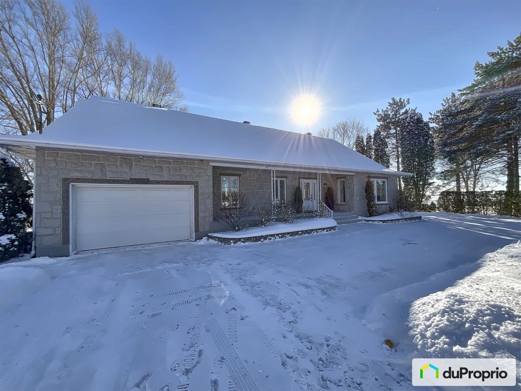$870,000 - Bungalow for sale in Champlain — photo 2