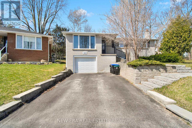 143 LUXURY AVE Bradford West Gwillimbury, Ontario in Houses for Sale in Markham / York Region