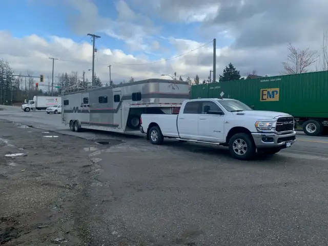 Class 5 With Heavy Trailer Endorsement/Class 3 Drivers in Drivers & Security in Delta/Surrey/Langley - Image 21