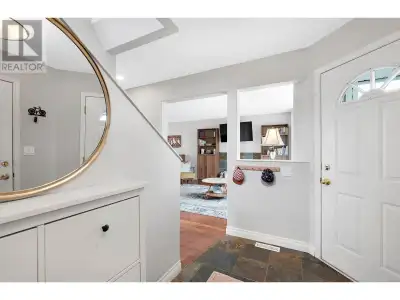 Welcome to this charming family home nestled on a quiet cul-de-sac in the sought-after Pineview neig...