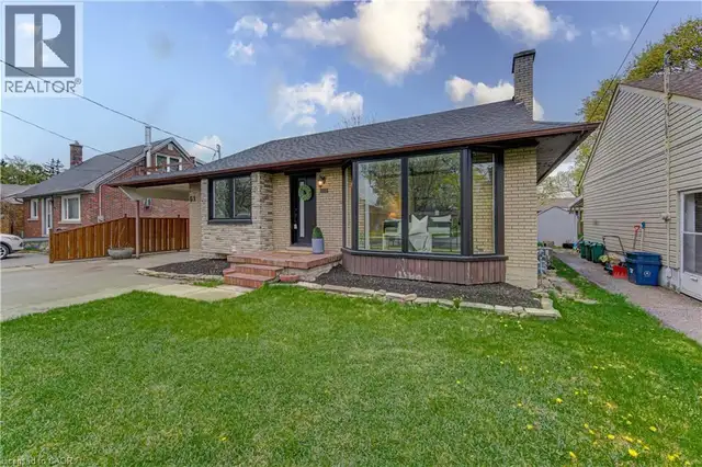 51 ROSEMOUNT Drive Kitchener, Ontario in Houses for Sale in Kitchener / Waterloo - Image 3