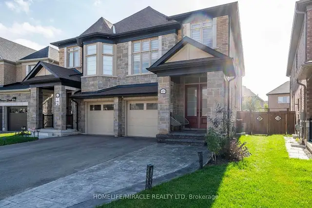 Beautifully upgraded 4-bedroom home in Houses for Sale in Oakville / Halton Region - Image 2
