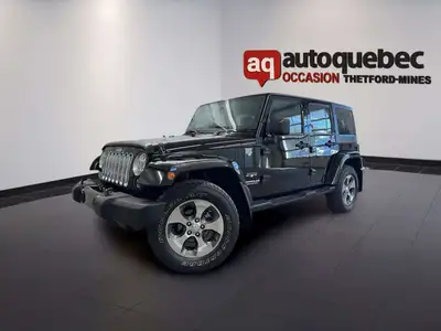Jeep Wrangler Sahara 2017 - 2 TOITS / DÉMARREUR / CAMÉRA DE RECUL Vous cherchez un Jeep Wrangler Sah...