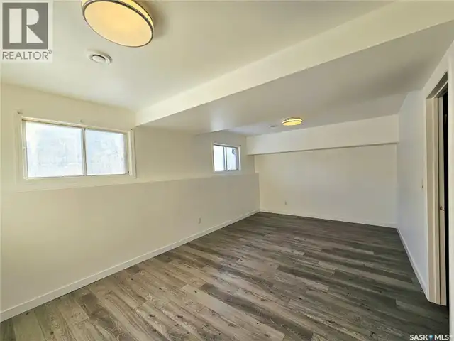 242 - 244 Wakabayashi WAY Saskatoon, Saskatchewan in Houses for Sale in Saskatoon - Image 23