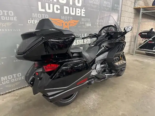 2023 Honda GL1800 Goldwing Tour DCT in Sport Touring in Drummondville - Image 5