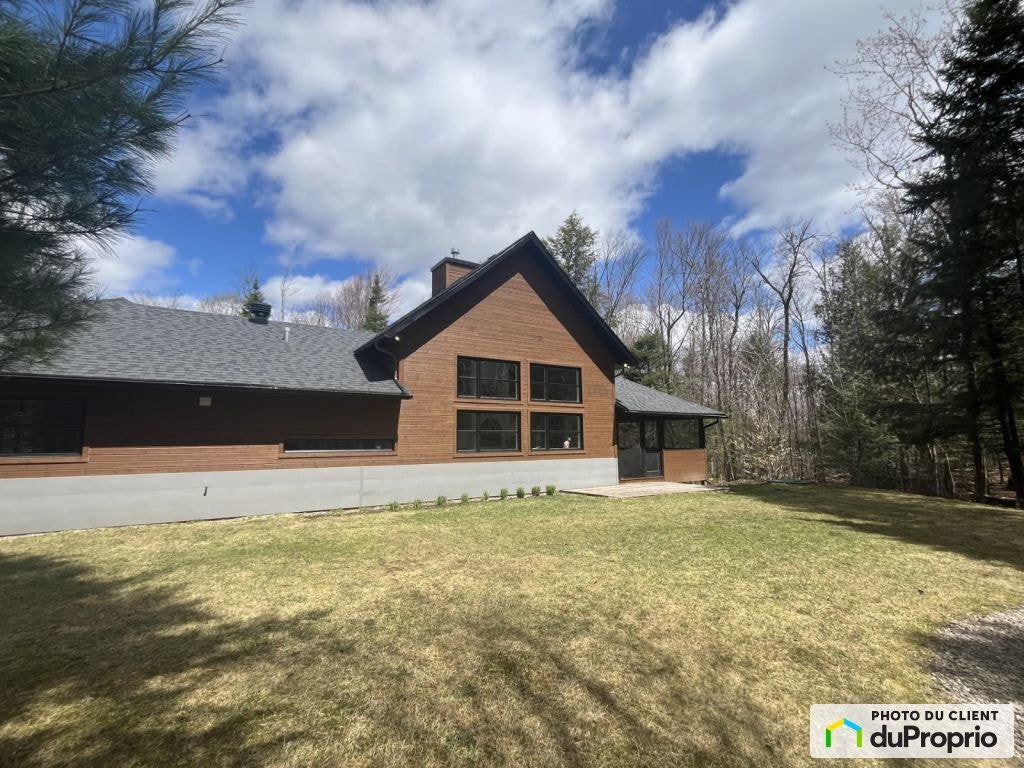 $1,095,000 - 2 Storey for sale in Mont-Tremblant — photo 2