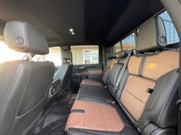 2021 Chevrolet Silverado 2500 High Country Duramax Diesel Crew Cab 4x4 for sale at Pacific Motors ne... (image 9)