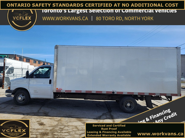 2021 Chevrolet Express G4500 18Ft Box - 6.6L V8 Gas - Factory Wa in Cars & Trucks in City of Toronto