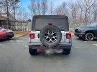 WHEELS: 17 X 7.5 POLISHED W/BLACK POCKETS -inc: Aluminum (STD),COLD WEATHER GROUP -inc: Heated Steer... (image 4)