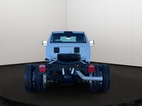 SPECIAL OFFER! This 2024 RAM 5500 REG CAB CHASSIS has the following options Cloth 40/20/40 Prem Benc... (image 5)