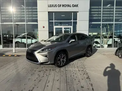 This 2019 Lexus RX350 Luxury makes an immediate impression on the street: Every feature on the body...
