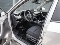 *Heated Seats, Apple CarPlay, Android Auto, Blind Spot Monitoring, Lane Keep Assist!* With rugged ca... (image 7)