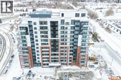 810 - 55 CLARINGTON BOULEVARD Clarington (Bowmanville), Ontario