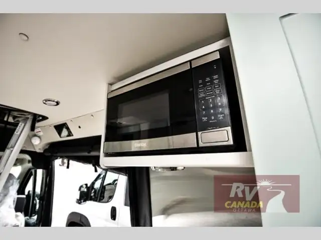 2025 Roadtrek Roadtrek Zion Slumber in RVs & Motorhomes in Ottawa - Image 14