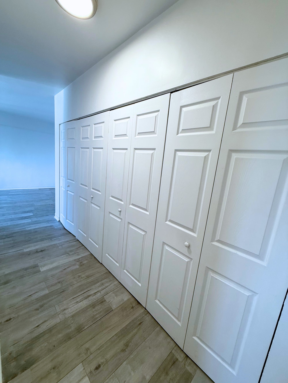 175 Sherbrooke O — photo 2