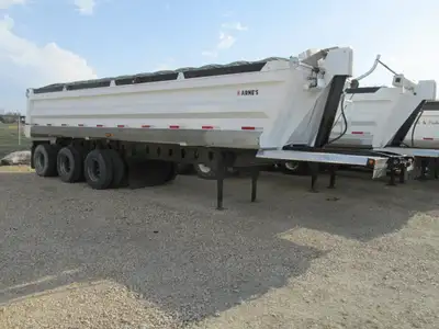 2017 Arnes End Dump Triple axle gravel trailer, air ride suspension, electric tarp, 22.5 tires New s...