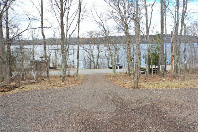 1.4 Acre lot on Belleisle Bay with Beautiful views in Land for Sale in Saint John - Image 4