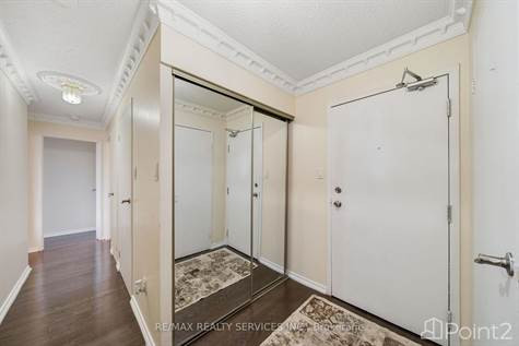 Homes for Sale in Steeles/Kipling, Toronto, Ontario $589,900 in Houses for Sale in Mississauga / Peel Region - Image 4