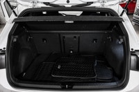 ... Engine: Moteur à 4 cylindres 2.0l L/100Km City: 10.3 L/100Km Hwy: 7.7 Safety Equipment Contrôle... (image 6)