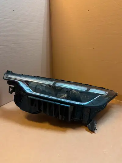 Listed is an OEM 2024 Nissan Infiniti QX60 driver side head light. Its completely intact and there i...
