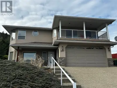 Welcome to this inviting 4-bedr, 2-bath family home nestled in a quiet, family-friendly neighbourhoo...