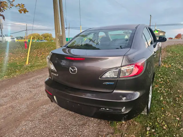 2013 MAZDA 3 MAZDA DEALERSHIP TRADE IN , AUTOMATIC in Cars & Trucks in Hamilton - Image 7