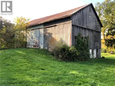 Here's an opportunity for someone who desires a hobby farm in the beautiful countryside, just minute...