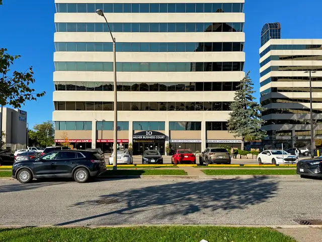 Office space for rent for 4 persons in 10 Milner Business Court in Commercial & Office Space for Rent in City of Toronto - Image 4