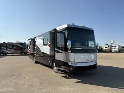 LOW kms, NEW Tires, Recently and Fully Serviced! Luxurious, Class A Diesel Motorhome with 60 Degree...