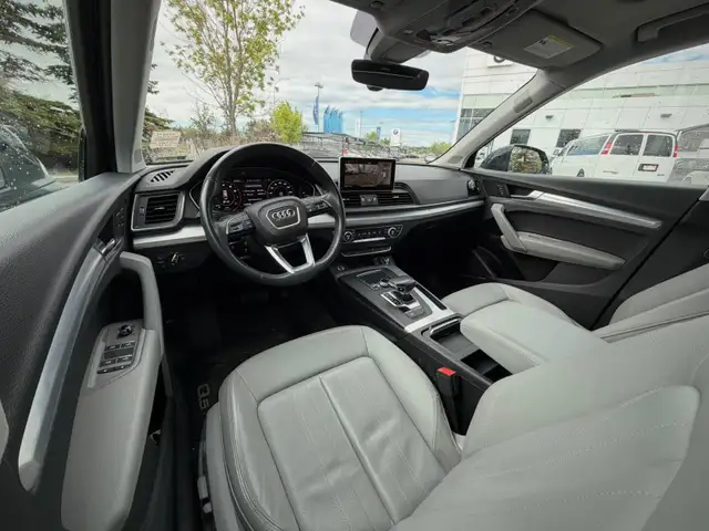 2019 Audi Q5 45 Technik525767181075763205