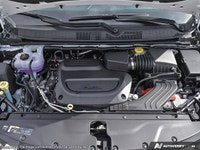 This Chrysler Pacifica boasts a Regular Unleaded V-6 3.6 L/220 engine powering this Automatic transm... (image 6)