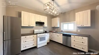 MODERN 1-BEDROOM APARTMENT IN A FRIENDLY NEIGHBORHOOD