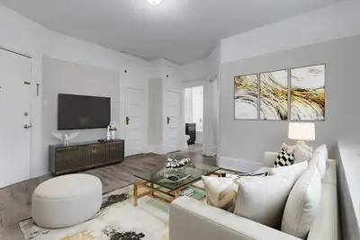 Amenities: Spacious Rooms • Air Conditioning • Great Location Suite & Building: Spacious one-bedroom...