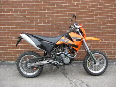 Welcome New Riders! Financing Options Available! Powered By TurnkeyWebSolutions.com 2005 Ktm SMC 625...