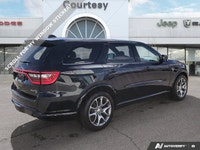 6.2L HEMI V8 SUPERCHARGED SRT ENGINE, LAGUNA LEATHER HIGH PREFORMACE SEATS, PREMIUM INSTRUMENT PANEL... (image 5)
