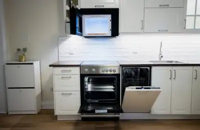 25-051 All Utilities Included! Lovely new 2 bedroom apartment