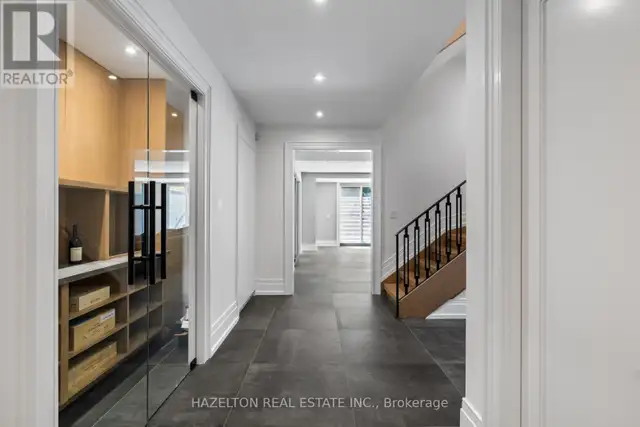 71 YORKVIEW DRIVE Toronto (Willowdale West), Ontario in Houses for Sale in City of Toronto - Image 35
