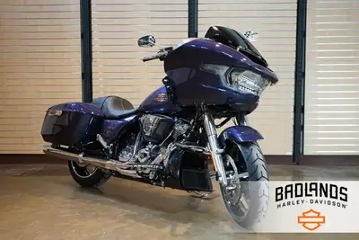 2026 Harley-Davidson Road GlideNowhere Never Looked So GoodWith a liquid-cooled Milwaukee-Eight 117...