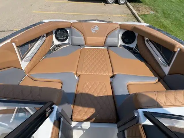 2025 Tige 24RZX in Powerboats & Motorboats in Saskatoon - Image 10