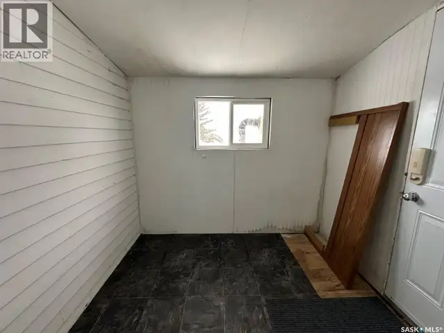 69 Railway AVENUE Kindersley Rm No. 290, Saskatchewan in Houses for Sale in Saskatoon - Image 21
