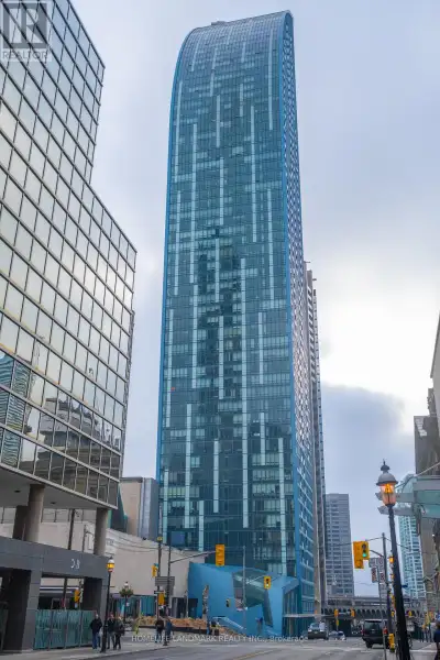2910 - 8 THE ESPLANADE Toronto (Waterfront Communities), Ontario