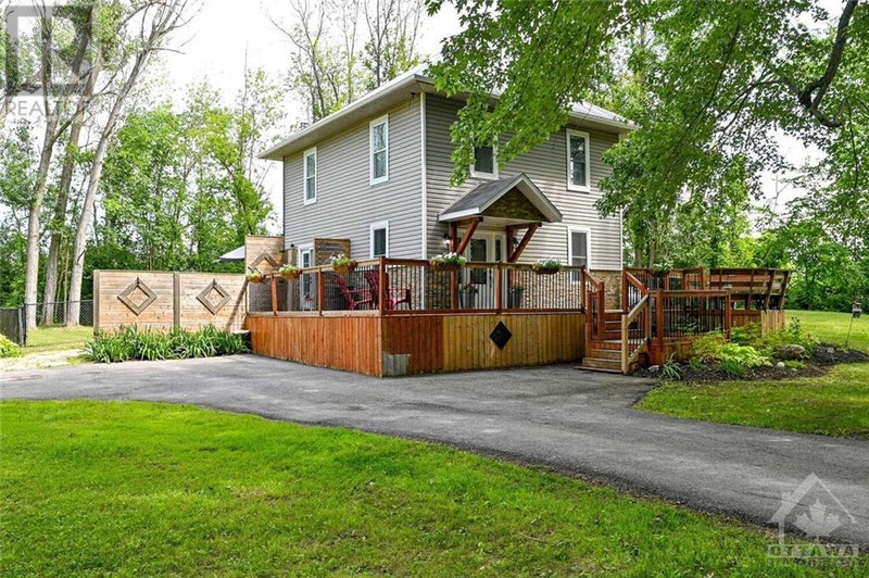 1128 RIDEAU RIVER ROAD Merrickville, Ontario Houses for Sale Ottawa