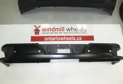 Chevrolet Sierra 2020 - 2024 GMC Sierra or Chevrolet Silverado HD 2500/3500 Base Black Rear Bumper w...