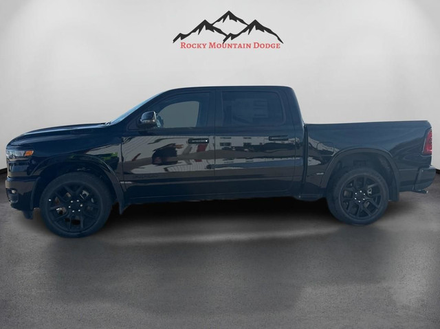 2025 RAM 1500 CREW CAB BIGHORN NIGHT EDITION WITH CUSTOM LEATHER in Cars & Trucks in Red Deer