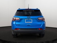 This 2025 JEEP COMPASS LATITUDE LUX 4X4 has the following options Leatherette Seats, Full Sunroof, P... (image 4)