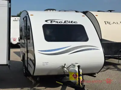 Guarantee RV - Calgary's LARGEST selection of pre-owned inventory -/- Prolite travel trailer Mini hi...