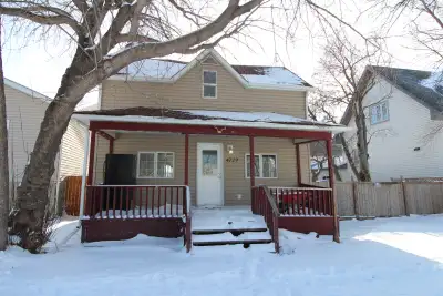 Newly renovated 3 bedroom, 1.5 bath, main floor laundry, deck off kitchen, fenced yard. Located clos...